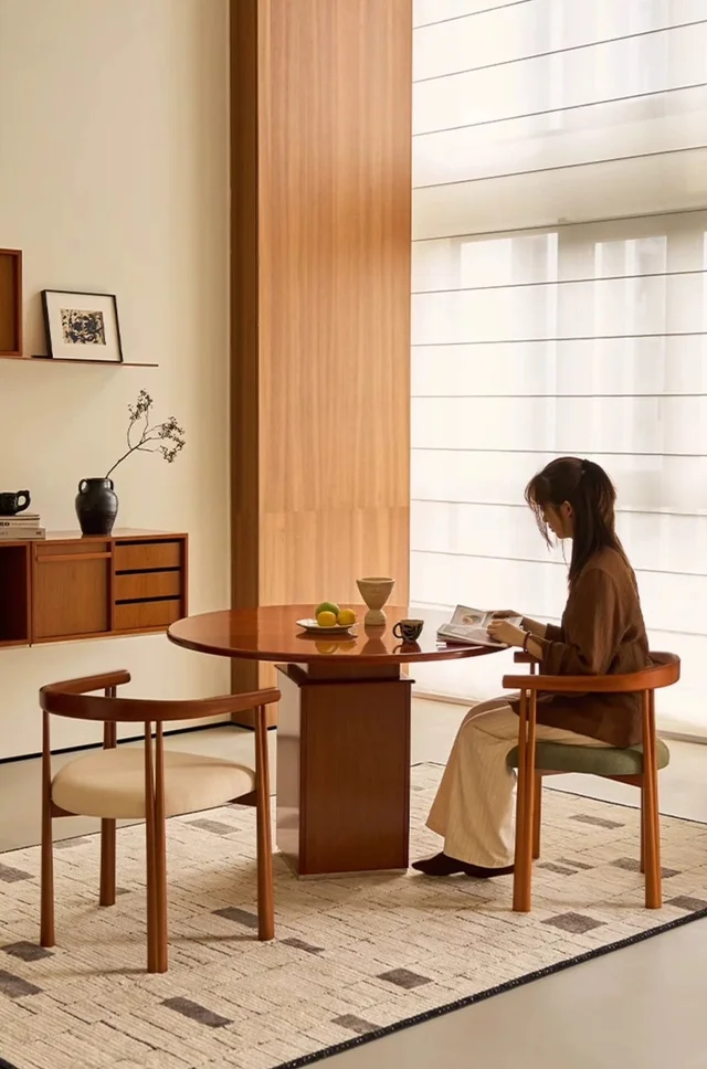 เก้าอี้ไม้รับประทานอาหาร รุ่น Aelin - Image 4