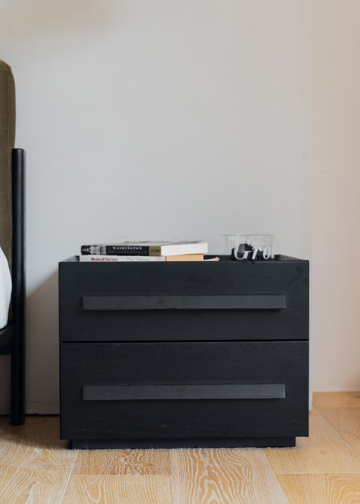 โต๊ะข้างเตียงสไตล์ญี่ปุ่นย้อนยุค รุ่น Monohana - Image 3