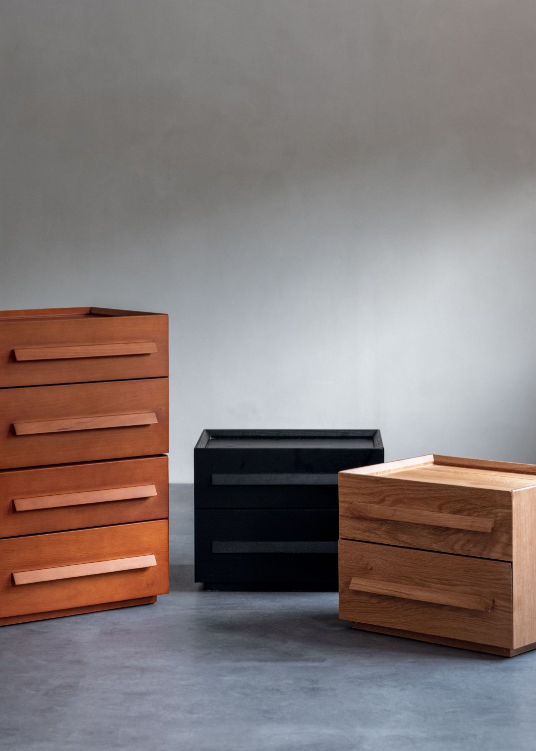 โต๊ะข้างเตียงสไตล์ญี่ปุ่นย้อนยุค รุ่น Monohana