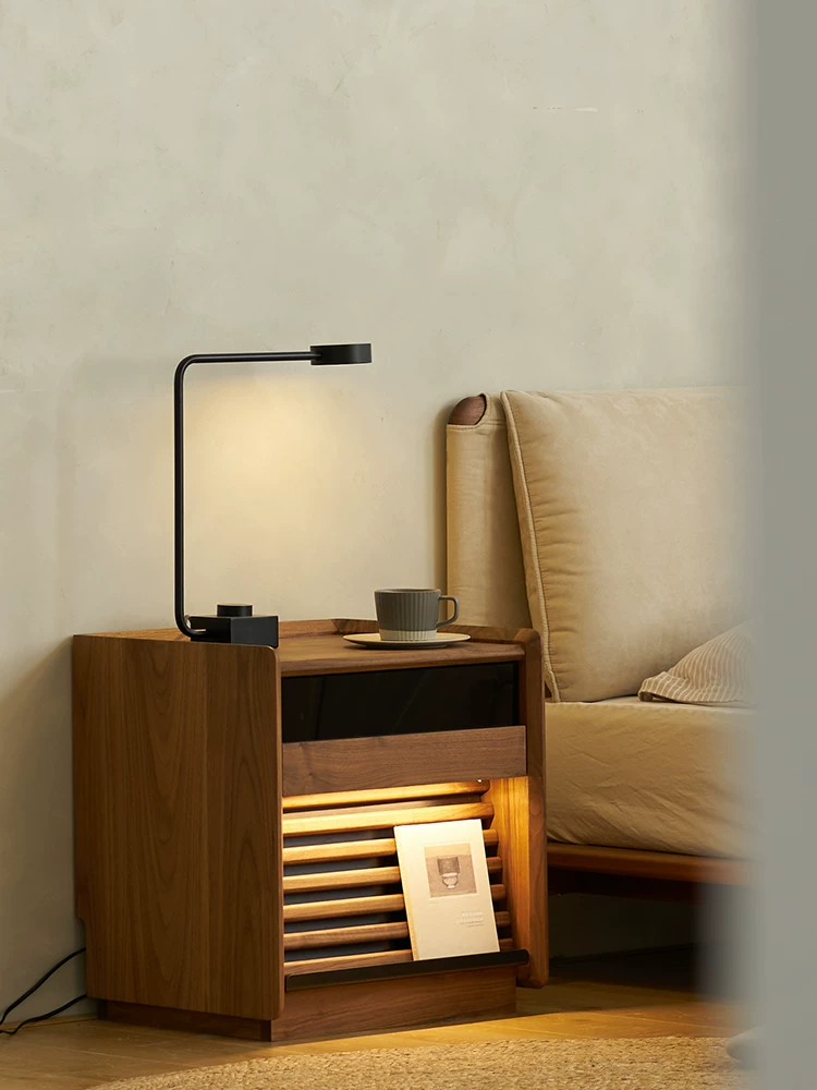 ตู้ข้างเตียง Smart Multifunction ชาร์จแบบไร้สาย พร้อมลิ้นชักเก็บของ