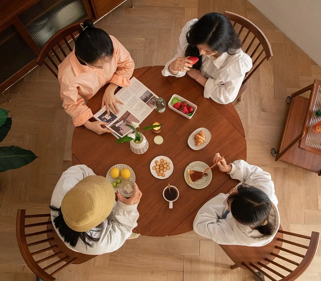 โต๊ะกินข้าวกลมขาเหล็กแบบวินเทจพับได้ รุ่น Nibori - Image 7